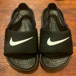 Black Nike sandals